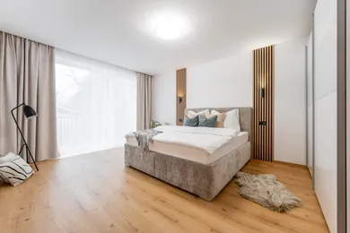 Na predaj 3-izbový byt, 90 m², Košice-Dargovských hrdinov, Na hore