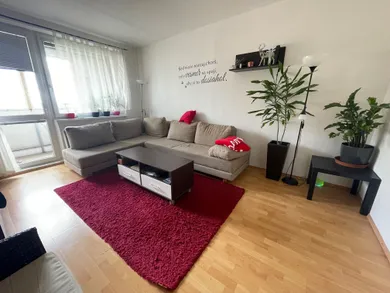 Byty na prenájom 3-izbový, Trnava · €690