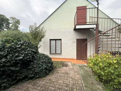 Na predaj dom v Komárno · €120 000 · Čiastočná rekonštrukcia