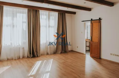 Na predaj 1-izbový byt, 61 m², Nové Zámky, Tomáša Garrigue Masaryka 2.