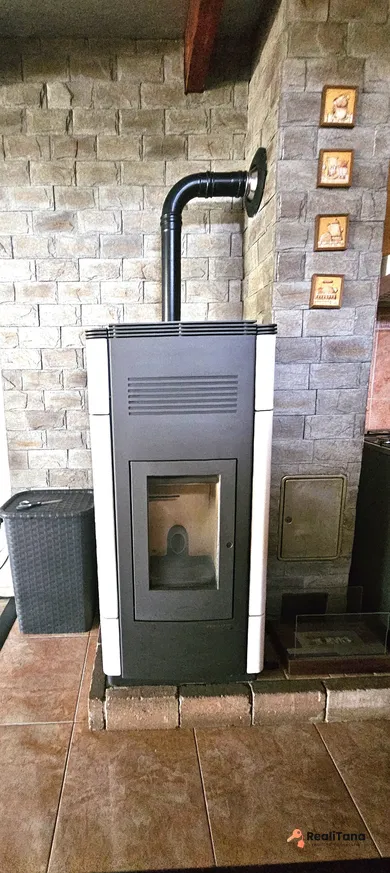 Na predaj dom, 110 m², Nové Zámky, Slovenská