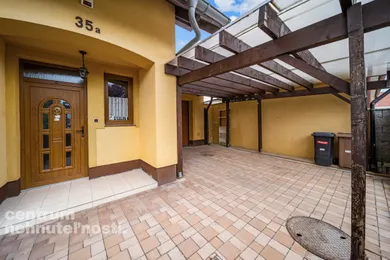 Na predaj 4-izbový dom, 145 m², Senec, Rybárska