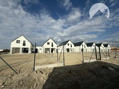 Na predaj dom v Kolárovo · €232 000 · Novostavba