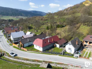 Na predaj pozemok, 130 m², Dolná Poruba