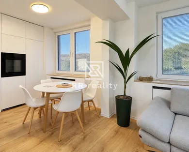Na predaj 2-izbový byt, 54 m², Košice-Staré Mesto
