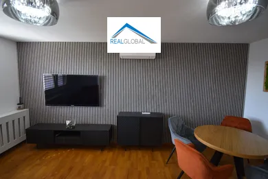 Na prenájom 3-izbový byt, 70 m², Bratislava-Petržalka, Mlynarovičova