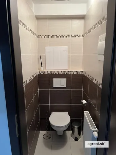 Na predaj 1-izbový byt, 31 m², Bratislava-Staré Mesto