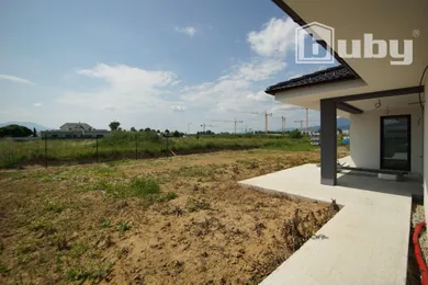 Na predaj 4-izbový dom, 139 m², Martin, Tomčányiovská