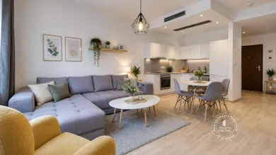 Na predaj 2-izbový byt, 60 m², Bratislava-Staré Mesto, Laurinská