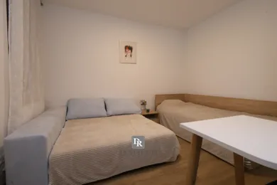 Na prenájom 3-izbový byt, 57 m², Bratislava-Ružinov, Hraničná