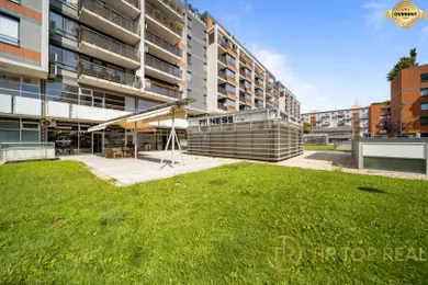 Комерційні приміщення на продаж, Bratislava-Ružinov · €1 100 000