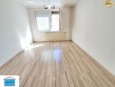 Na prenájom byt v Nové Zámky · €300 · Čiastočná rekonštrukcia