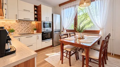 Na predaj 2-izbový byt, 70 m², Holíč, Pri Kaštieli