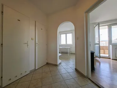 Na predaj 2-izbový byt, 59 m², Trenčín, Bavlnárska