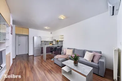 Na predaj 1-izbový byt, 40 m², Bratislava-Karlova Ves, Staré Grunty