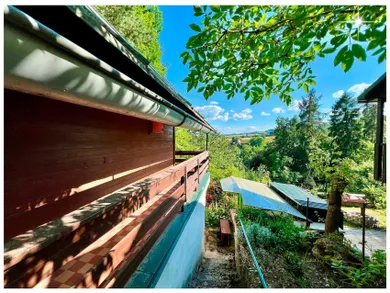 Na predaj rekreačný dom v Banská Bystrica · €49 500 · Čiastočná rekonštrukcia
