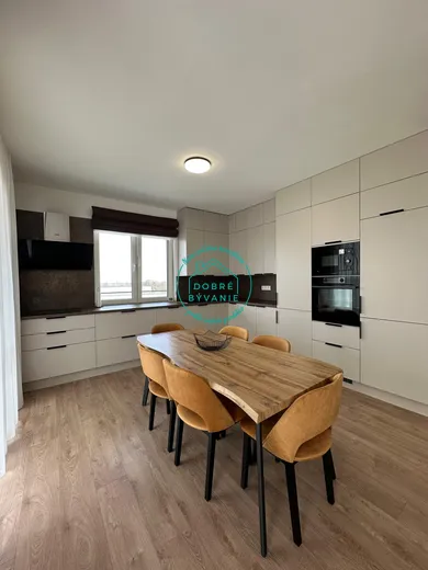 Na prenájom byt v Nové Zámky · €900 · Novostavba