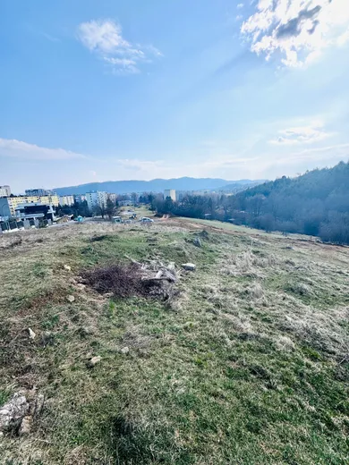 Na predaj pozemok, 687 m², Banská Bystrica, Vršacká ulica