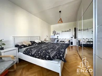 Byty na prenájom 3-izbový, Bratislava-Nové Mesto · €900