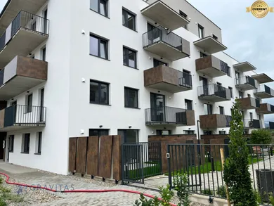 Комерційні приміщення в оренду, Považská Bystrica · €546