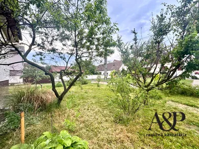 Na predaj dom, 190 m², Dolný Lopašov