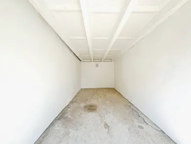 Na predaj objekt, 16 m², Bratislava-Ružinov, Čipkárska