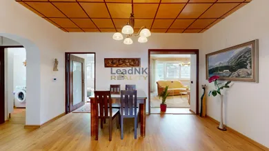 Na prenájom 3-izbový byt, 99 m², Bratislava-Petržalka, Kremnická