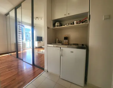 Na prenájom 1-izbový byt, 21 m², Bratislava-Staré Mesto, Palárikova