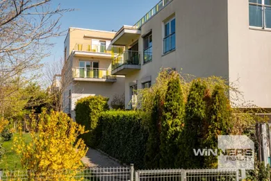 Na predaj 2-izbový byt, 65 m², Bratislava-Nové Mesto, Frankovská