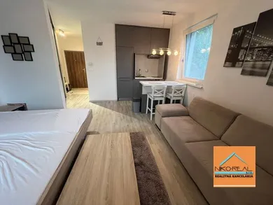 Na prenájom 1-izbový byt, 37 m², Stupava, Cementárenská