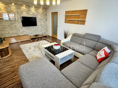 Na predaj 3-izbový byt, 63 m², Liptovský Mikuláš, Hurbanova