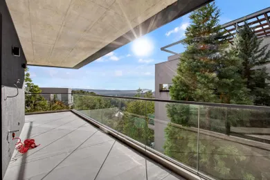 Na predaj 5-izbový byt, 146 m², Bratislava-Staré Mesto, Bartókova