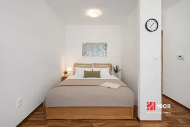 Na predaj 2-izbový byt, 46 m², Bratislava-Lamač, Heyrovského