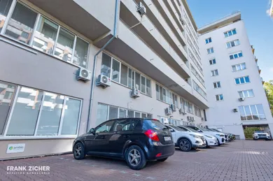 Na prenájom objekt, 93 m², Bratislava-Petržalka, Antolská