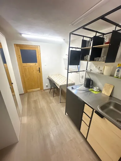 Na prenájom 1-izbový byt, 24 m², Nitra, Šúdolská