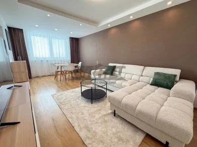 Byty na prenájom 2-izbový, Bratislava-Dúbravka · €720