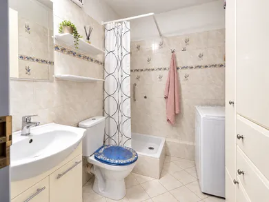 Na predaj 1-izbový byt, 29 m², Bratislava-Dúbravka, Drobného