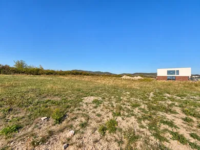 Na predaj pozemok, 181 m², Modra, Malagová