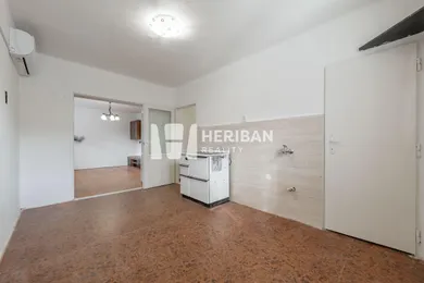 Na predaj 2-izbový byt, 55 m², Revúca, 1.mája