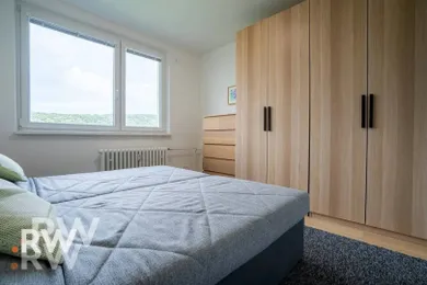 Na prenájom 2-izbový byt, 50 m², Bratislava-Karlova Ves, Púpavová