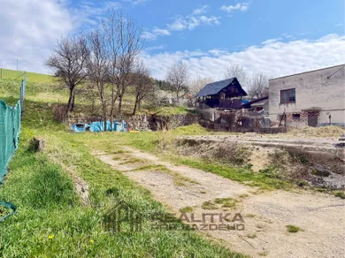 Na predaj pozemok, 48 m², Pružina