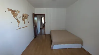 Na prenájom 3-izbový byt, 75 m², Bratislava-Petržalka, Bulíkova