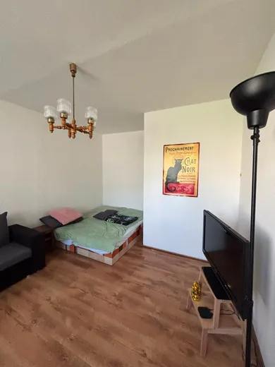 Na prenájom byt v Bratislava-Petržalka · €1 050 · Čiastočná rekonštrukcia