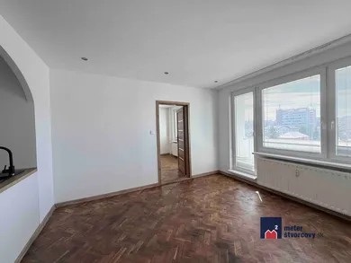 Mieszkania na sprzedaż, 3-pokojowe, Žilina · €184 000