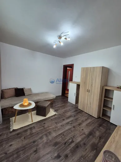 Na prenájom 3-izbový byt, 71 m², Šaľa, Mostová