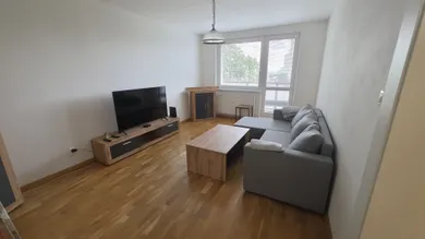 Mieszkania na wynajem, 3-pokojowe, Košice-Juh · €899