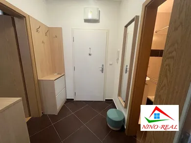 Na predaj 1-izbový byt, 27 m², Bratislava-Ružinov, Záhradnícka