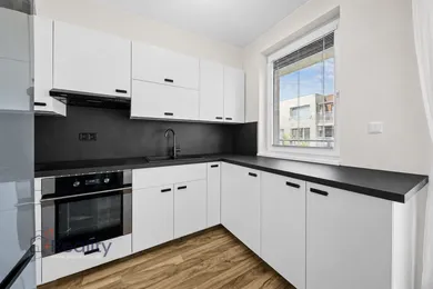 Na predaj 2-izbový byt, 48 m², Rovinka, Agátová