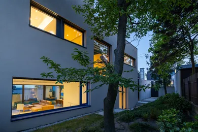 Domy na predaj, Bratislava-Nové Mesto · €1 599 000