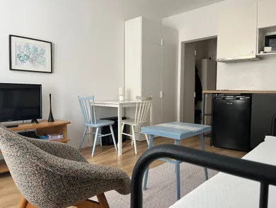 Na prenájom 1-izbový byt, 23 m², Bratislava-Ružinov, Ondavská